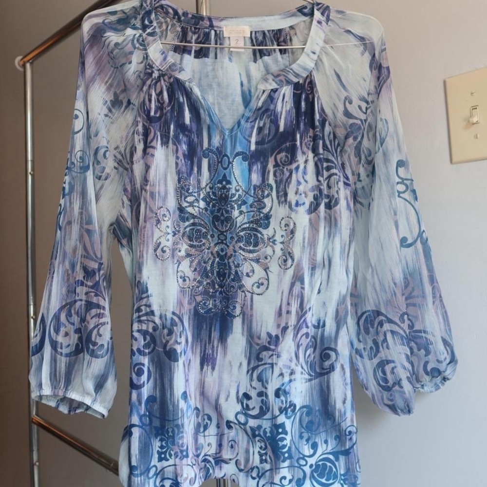 Blue and white tie-dye blouse with sheer sleeves‎ and bedazzled pattern